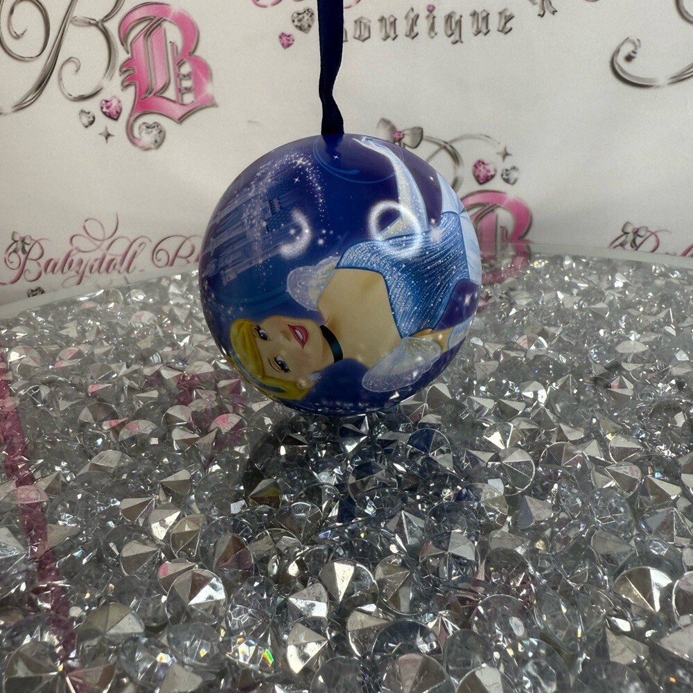 Disney ornament Blue Cinderella Holiday Hanging Ornament that opens can fill - Picture 2 of 8